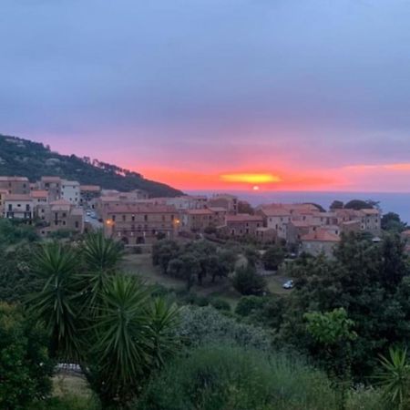 פיאנה Hotel Les Calanques מראה חיצוני תמונה