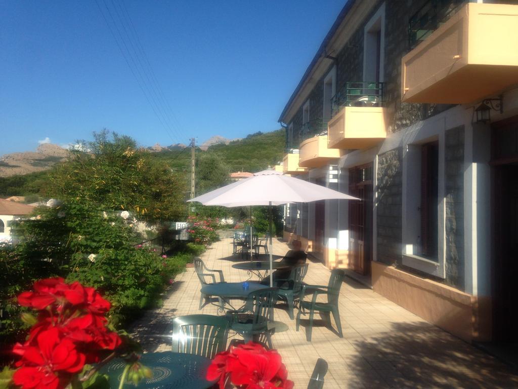 פיאנה Hotel Les Calanques חדר תמונה
